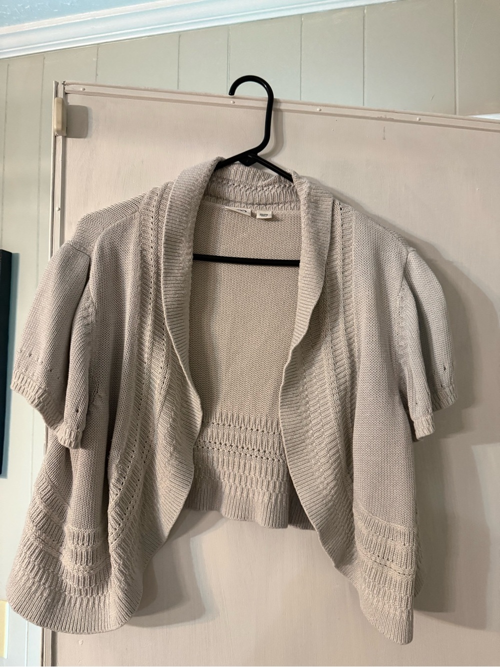 Cato Light Gray Open Short-Sleeve Cardigan Shrug